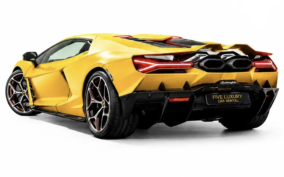 Lamborghini Revuelto — Rear three-quarter